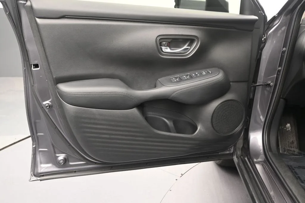 2024 Honda HR-V 2WD LX photo 10