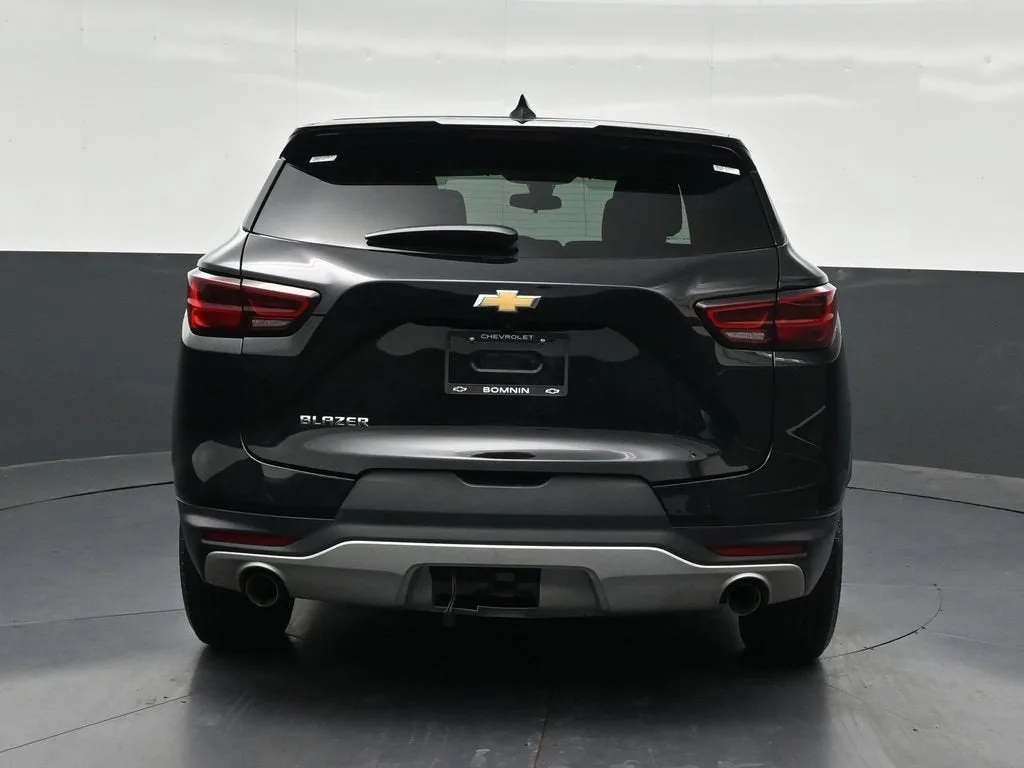 2023 Chevrolet Blazer 2LT photo 4