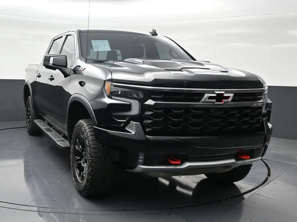 2025 Chevrolet Silverado 1500 ZR2 photo 8