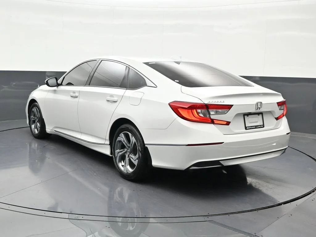2020 Honda Accord EX photo 3