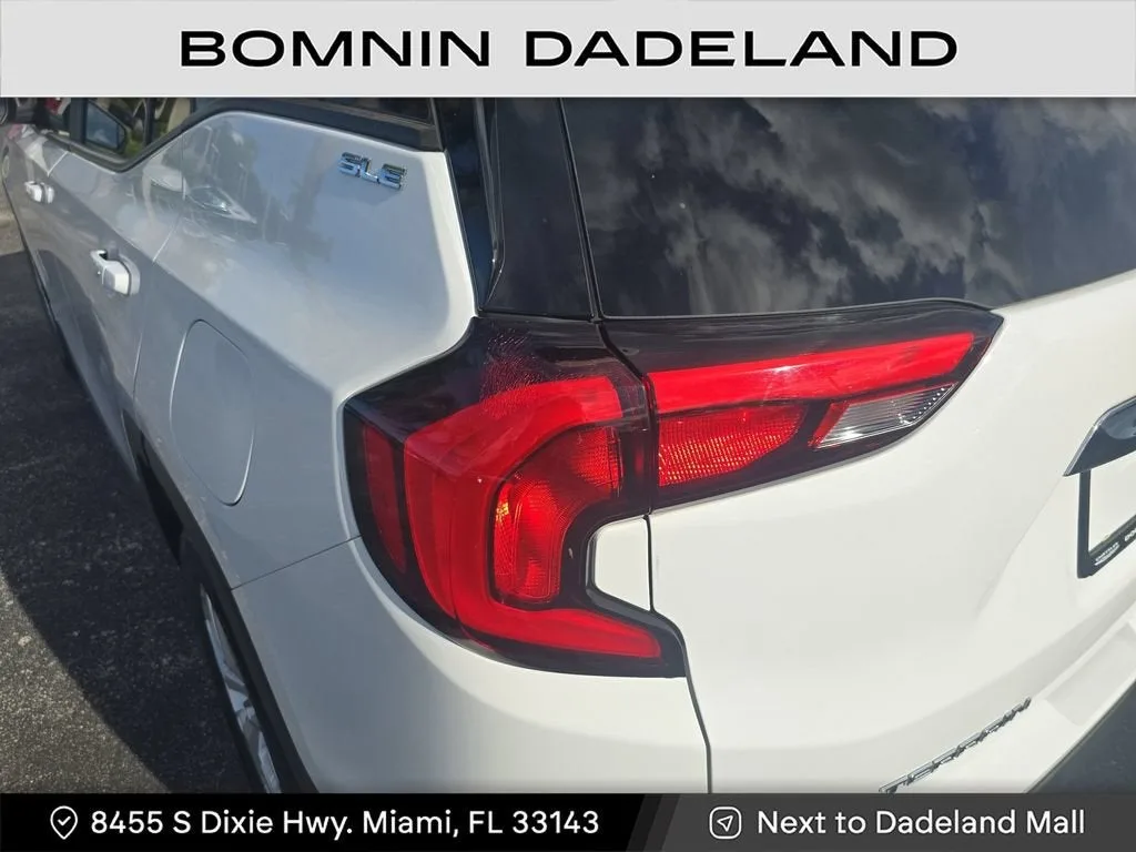 2021 GMC Terrain SLE photo 5