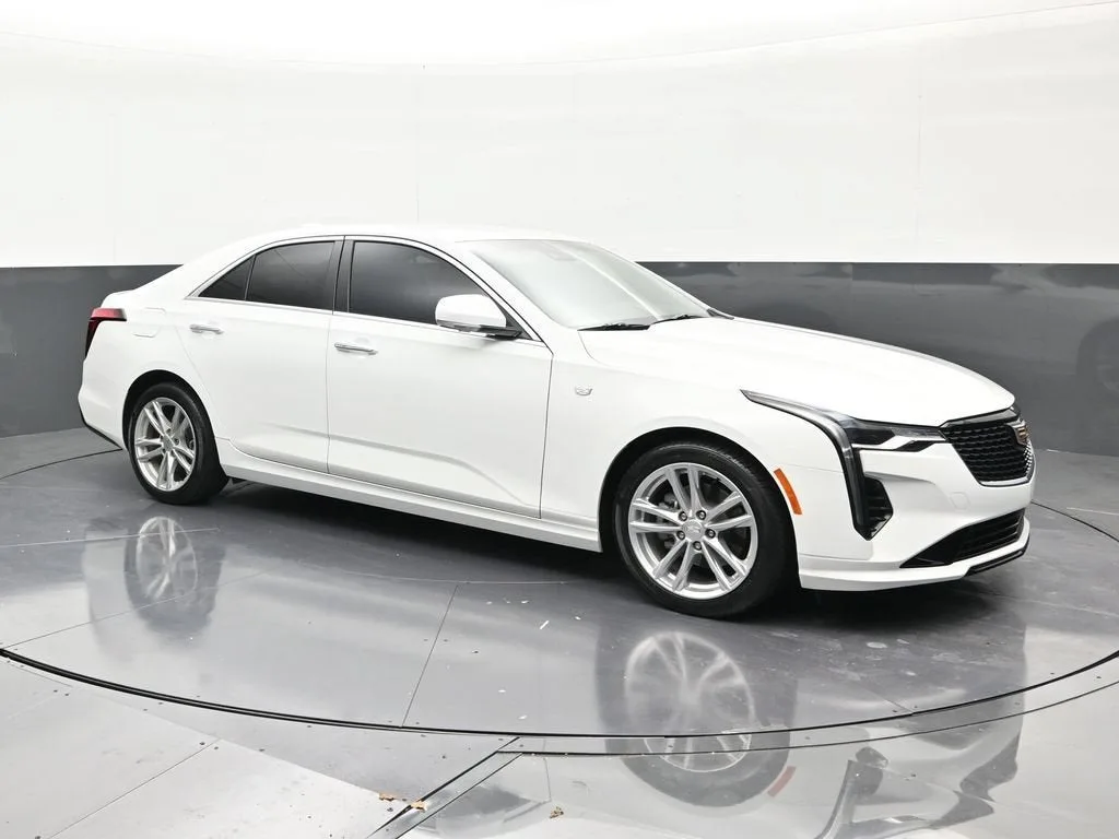 2023 Cadillac CT4 Luxury photo 7