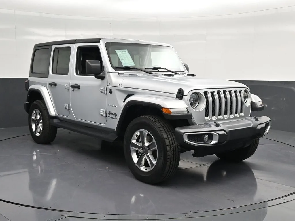 2022 Jeep Wrangler Unlimited Sahara photo 5