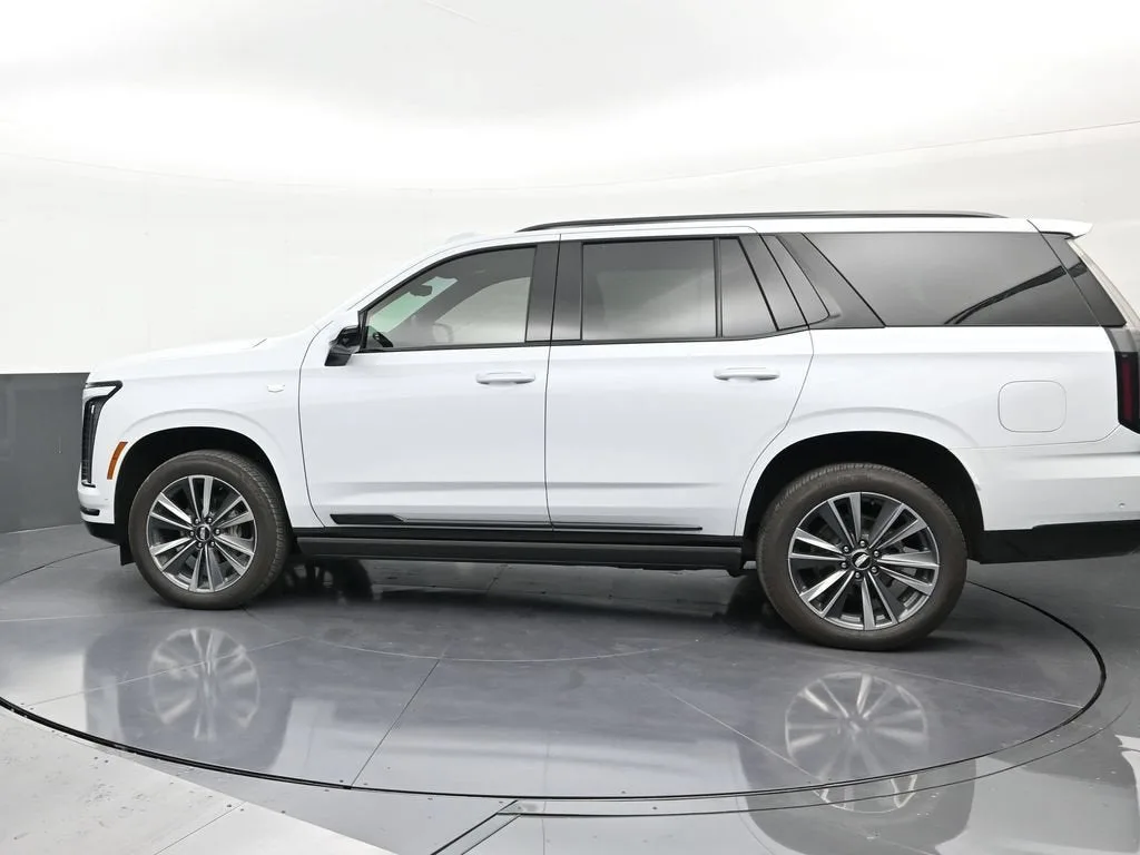 2026 Cadillac Escalade Sport photo 2
