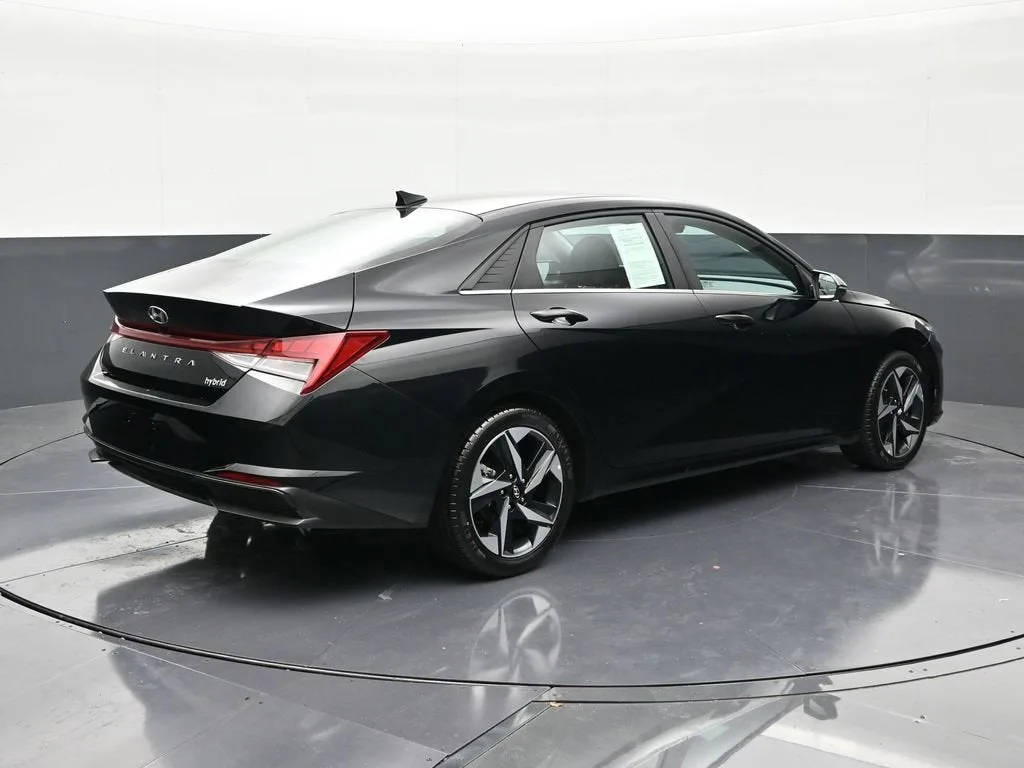 2023 Hyundai Elantra Hybrid Limited photo 5