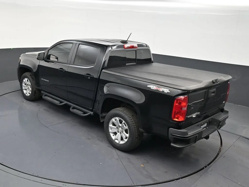 2022 Chevrolet Colorado LT photo 12