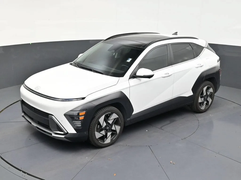 2024 Hyundai Kona Limited photo 12
