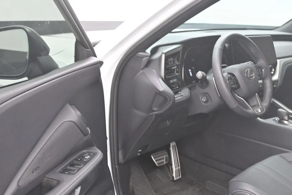 2026 Lexus TX 350 F SPORT Handling photo 11