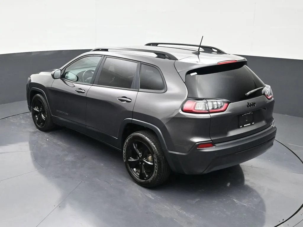 2019 Jeep Cherokee Altitude FWD photo 11