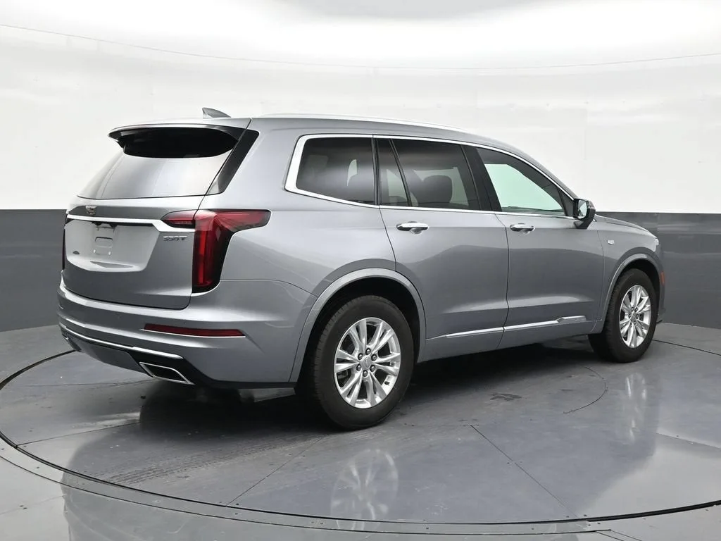 2024 Cadillac XT6 Luxury photo 5