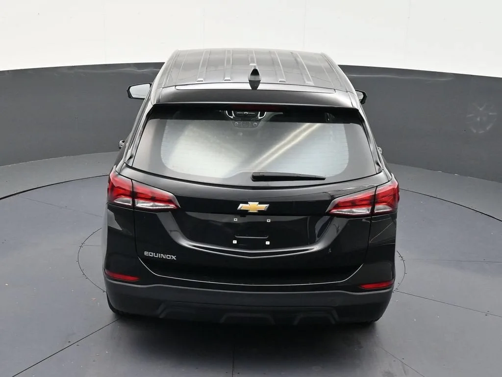 2024 Chevrolet Equinox LS photo 12