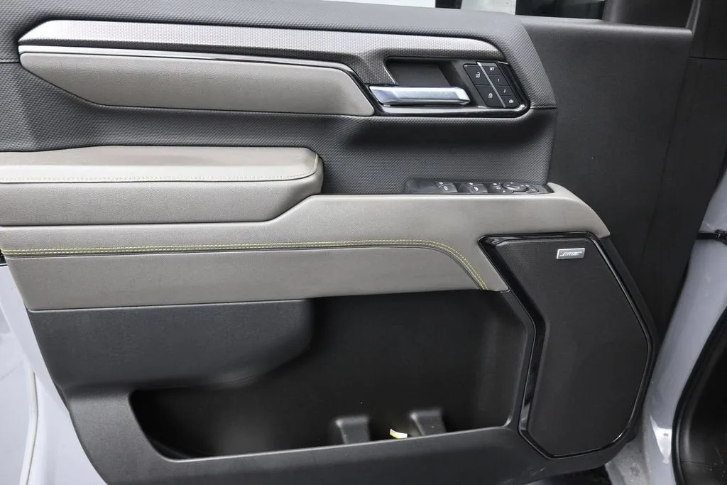 2024 Chevrolet Silverado 2500 HD ZR2 photo 11