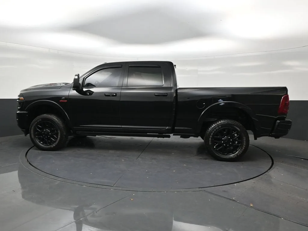 2026 RAM 2500 Limited Crew Cab 4x4 6'4" Box photo 2