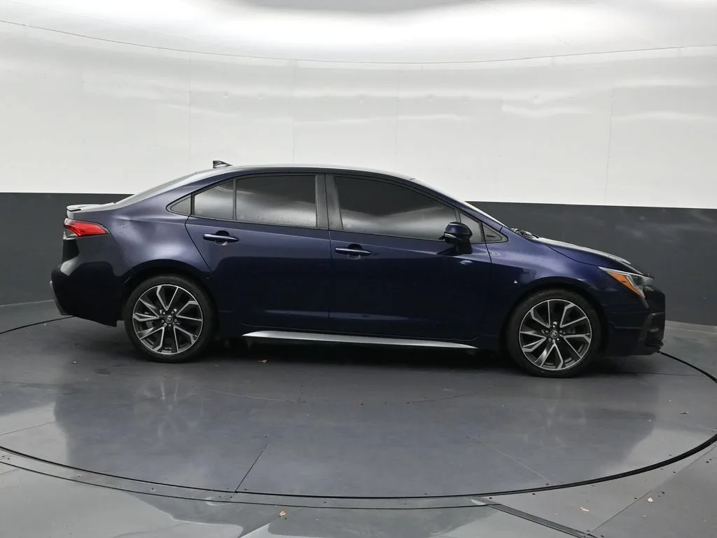 2020 Toyota Corolla SE photo 7