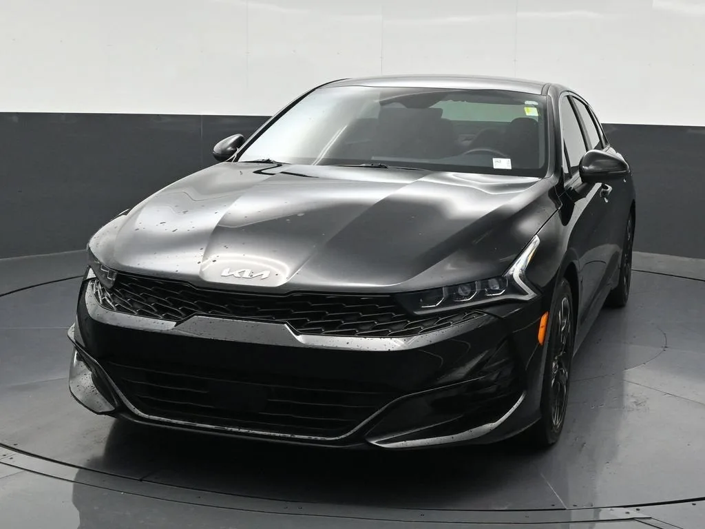 2023 Kia K5 GT-Line photo 9