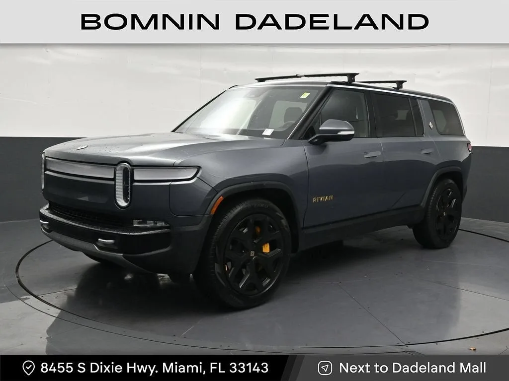 2022 RIVIAN R1S