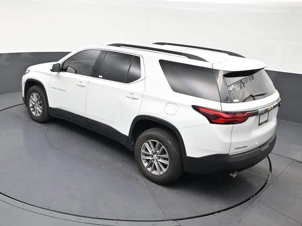 2024 Chevrolet Traverse Limited LT Cloth photo 11