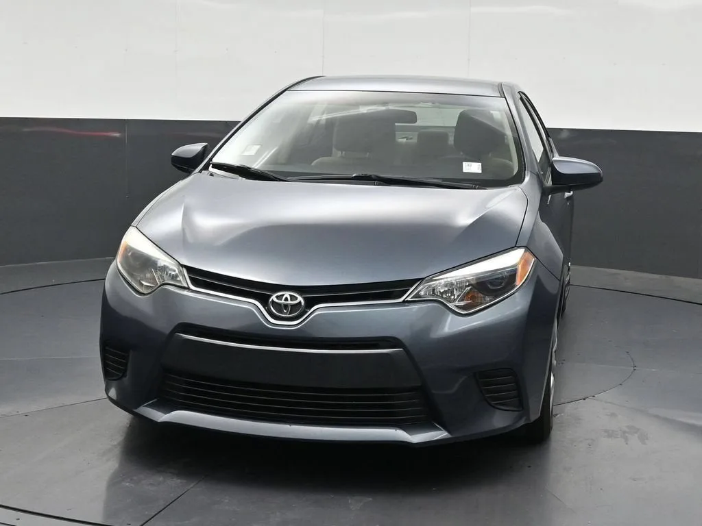 2015 Toyota Corolla L photo 9