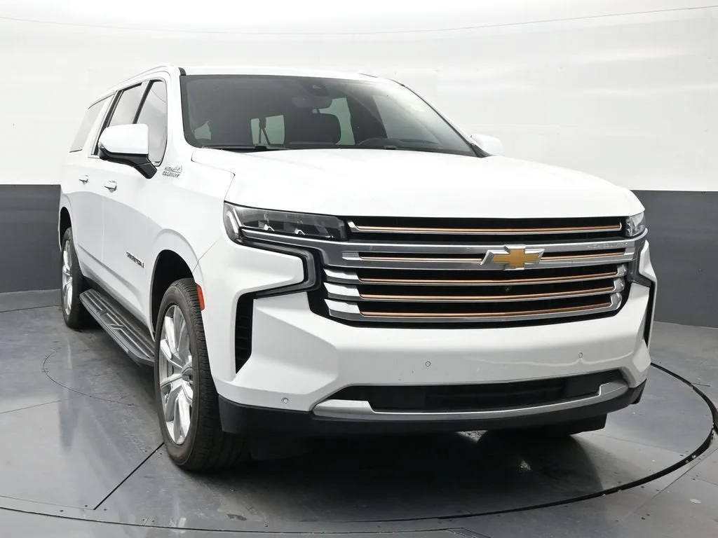 2022 Chevrolet Suburban High Country photo 7