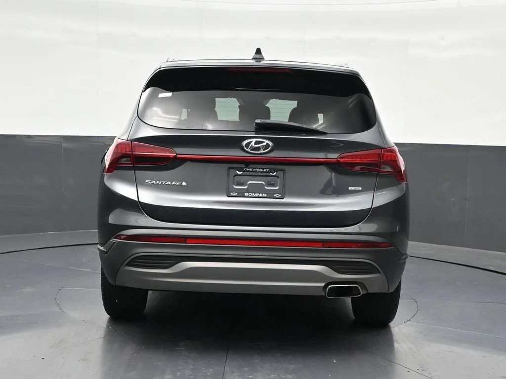 2023 Hyundai Santa Fe SE photo 4