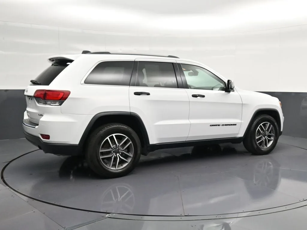 2021 Jeep Grand Cherokee Limited photo 3