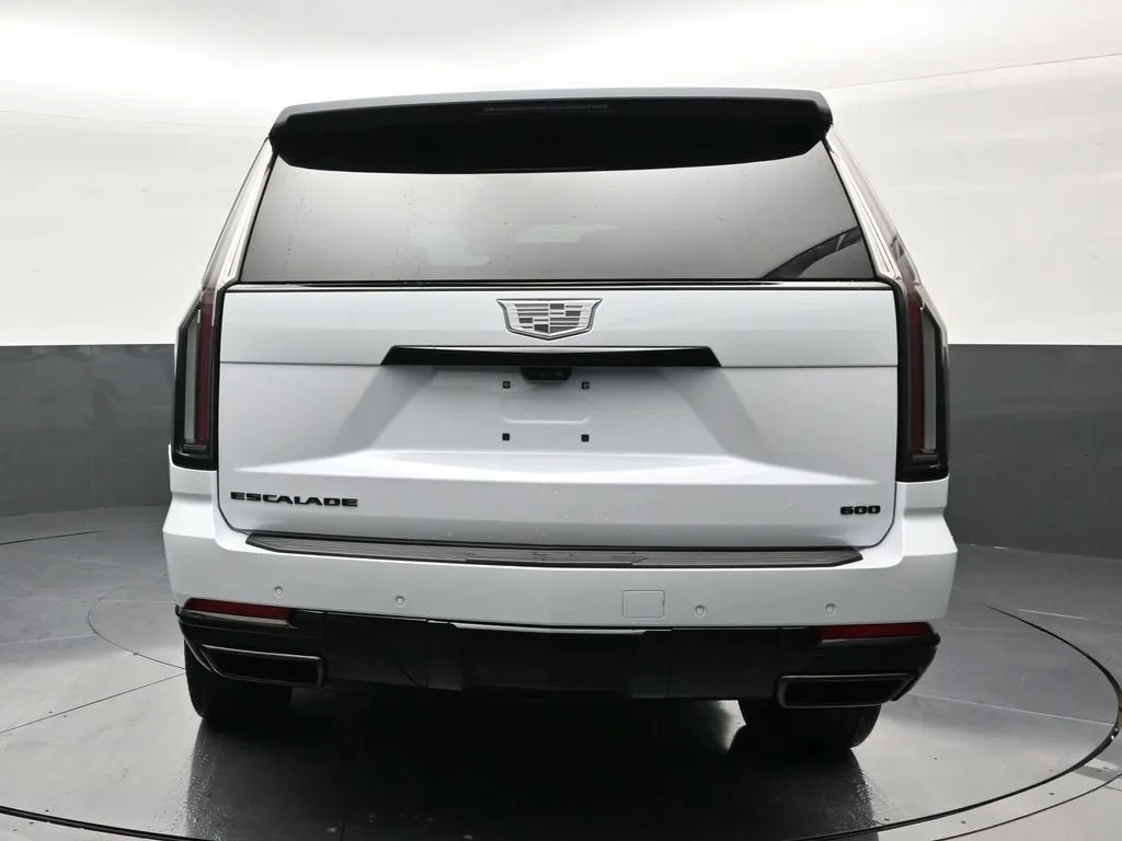2026 Cadillac Escalade Platinum Sport photo 4
