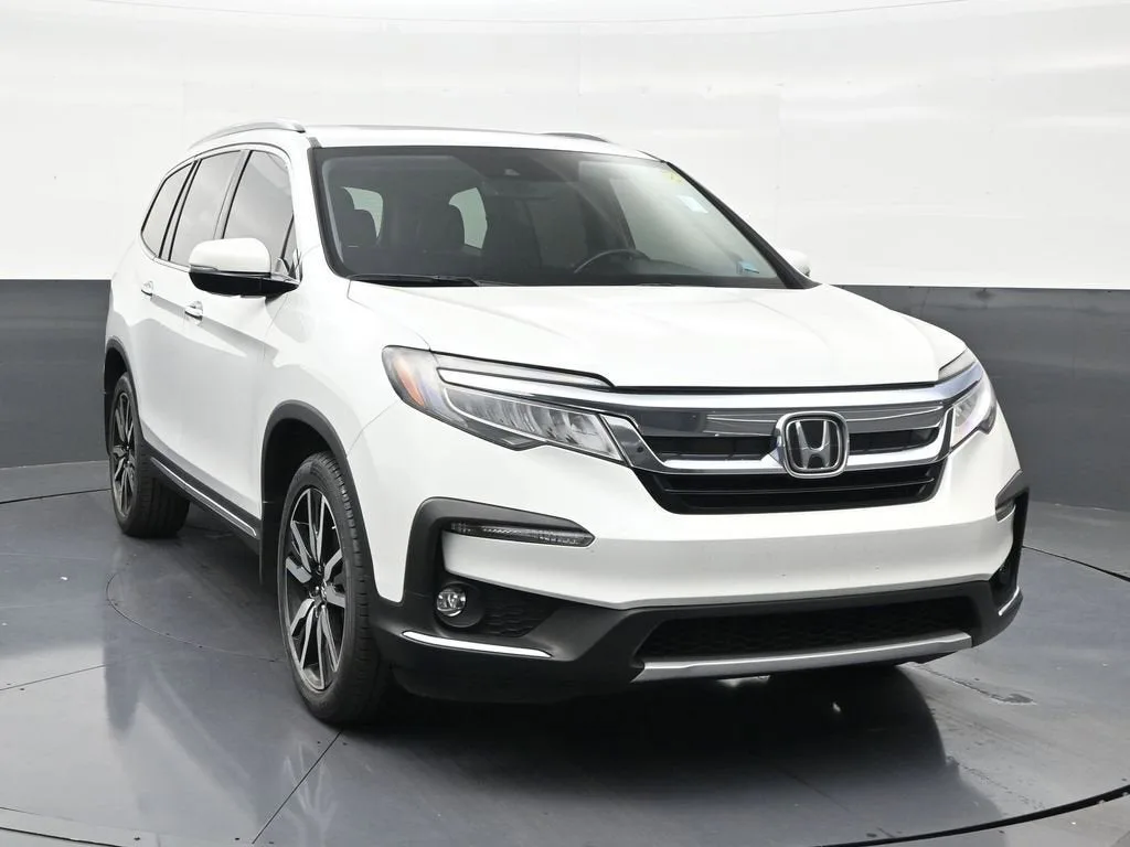 2022 Honda Pilot 2WD Touring 7 Passenger photo 7