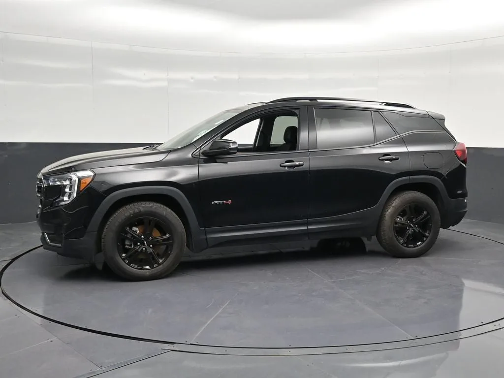 2023 GMC Terrain AT4 photo 7