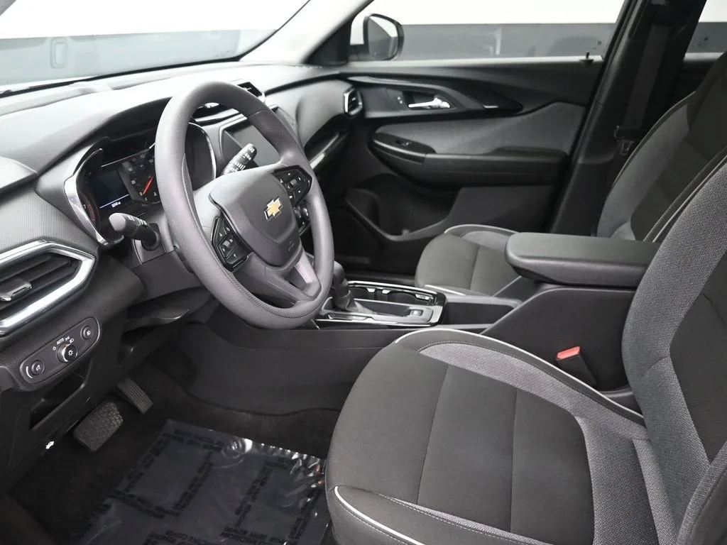 2023 Chevrolet Trailblazer LT photo 11
