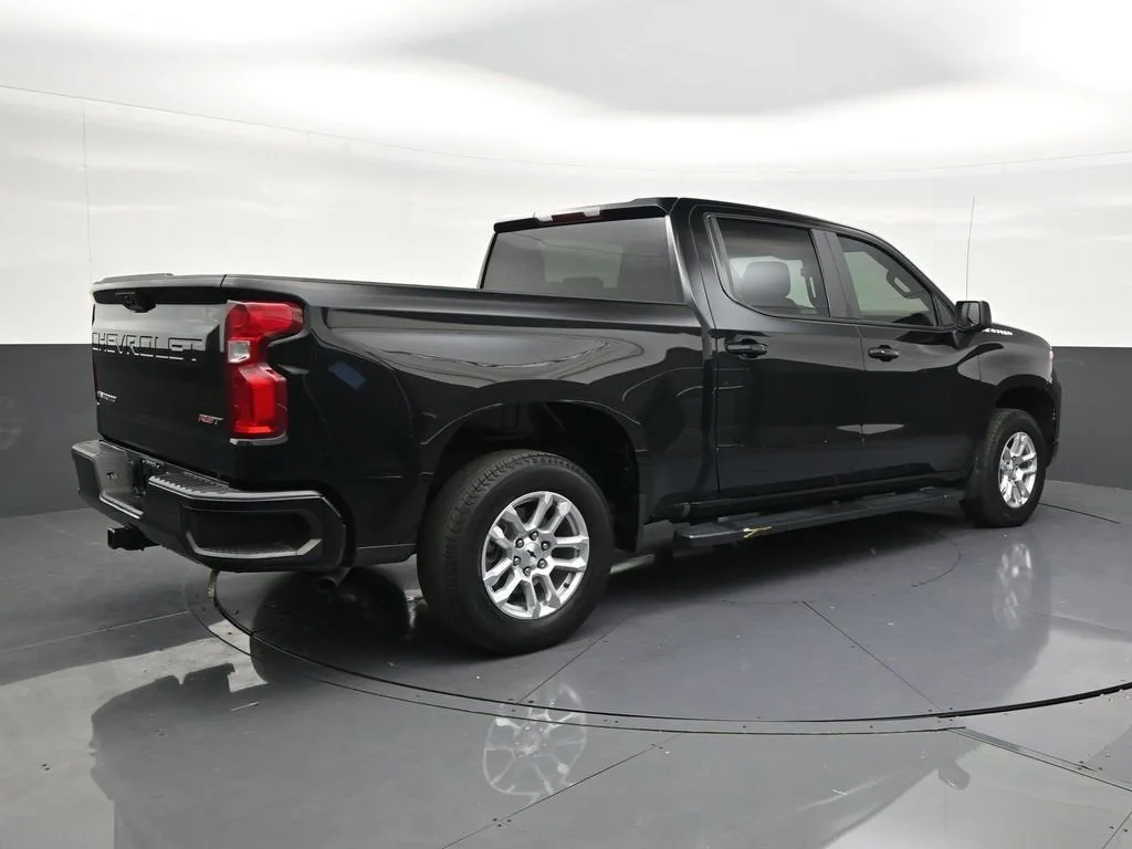 2023 Chevrolet Silverado 1500 RST photo 5