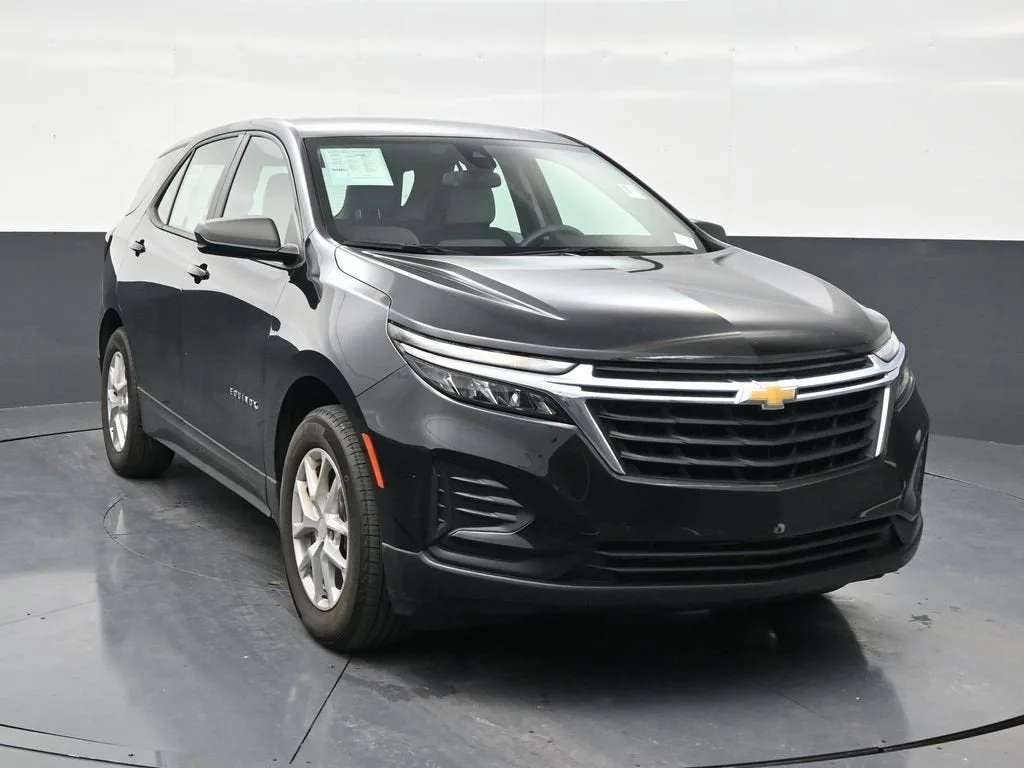 2024 Chevrolet Equinox LS photo 7