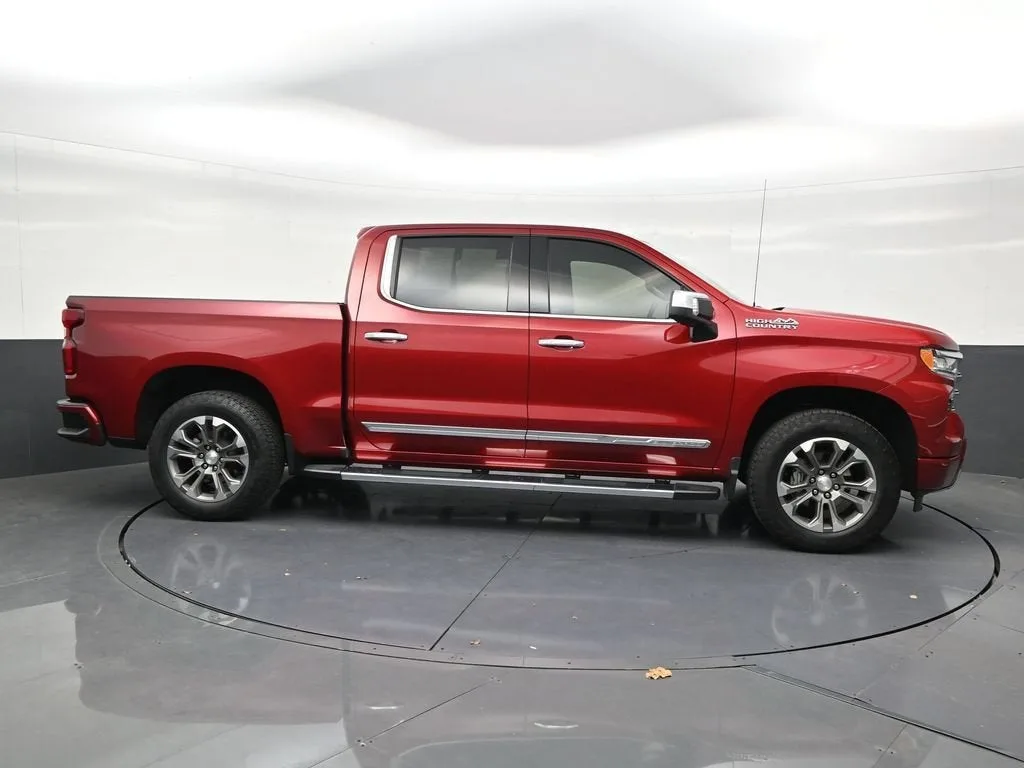 2024 Chevrolet Silverado 1500 High Country photo 6