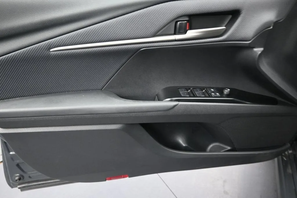 2026 Toyota Camry LE photo 11