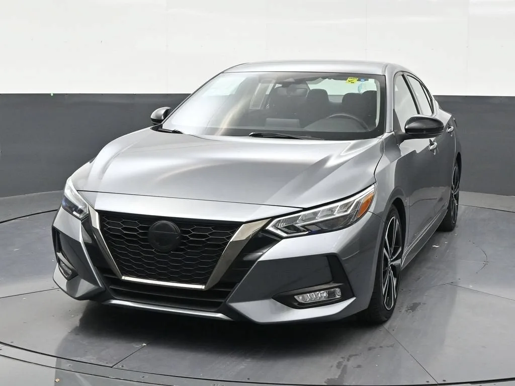 2022 Nissan Sentra SR Xtronic CVT photo 8
