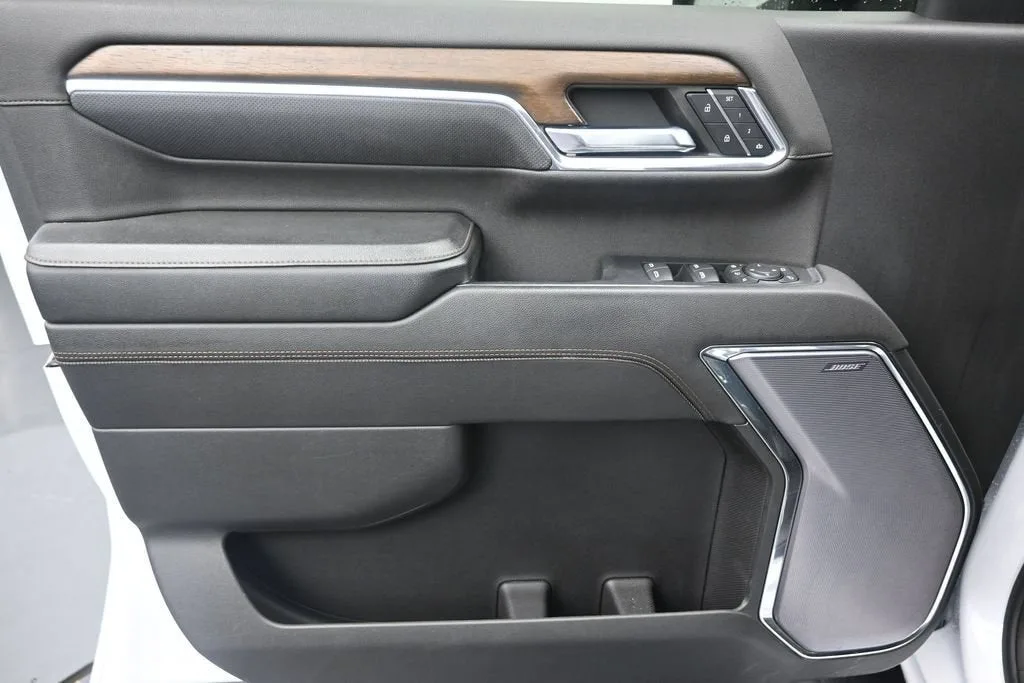 2024 Chevrolet Silverado 2500 HD High Country photo 11