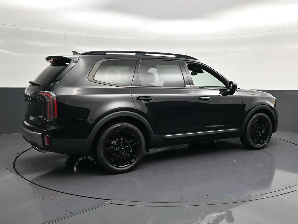 2023 Kia Telluride SX X-Line photo 3