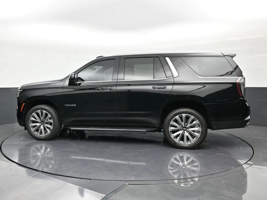 2025 Chevrolet Tahoe High Country photo 9