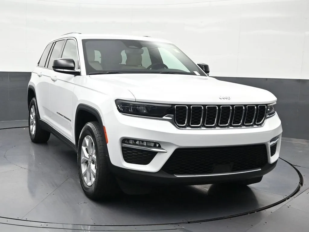 2023 Jeep Grand Cherokee Limited 4x4 photo 8