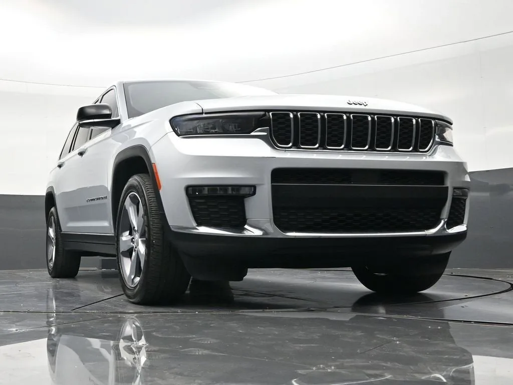 2021 Jeep Grand Cherokee L Limited 4x2 photo 27