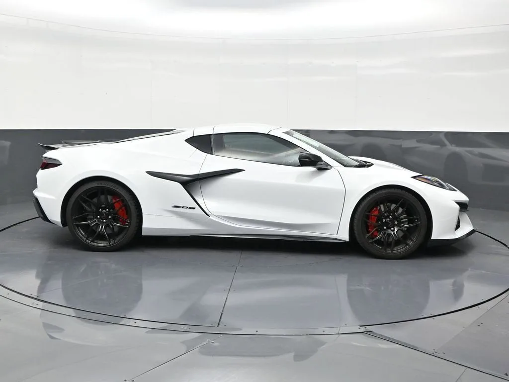 2026 Chevrolet Corvette Z06 1LZ photo 6