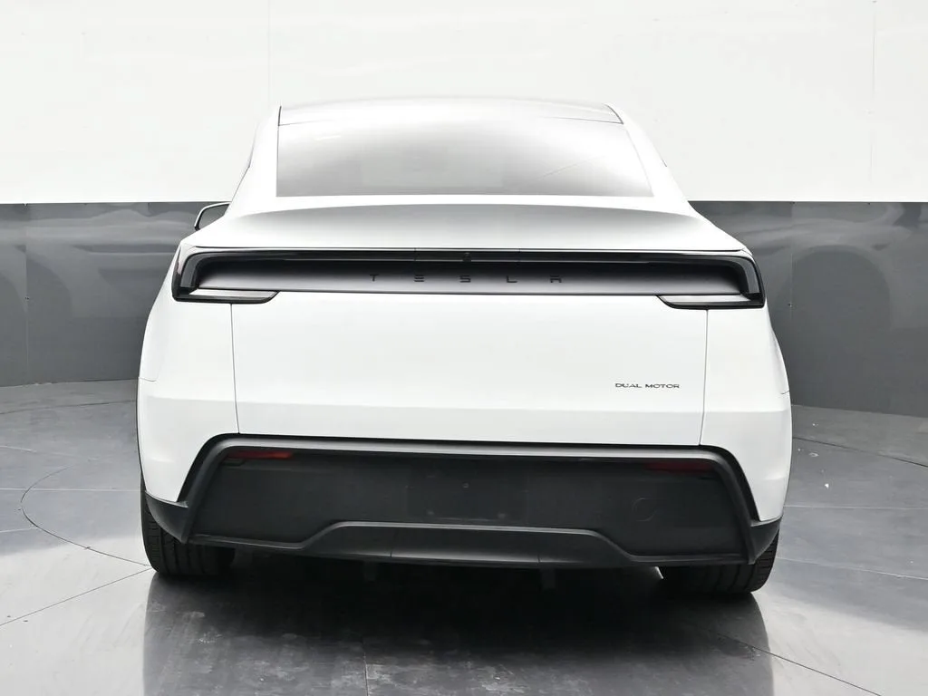 2026 Tesla Model Y Long Range Launch Series photo 4