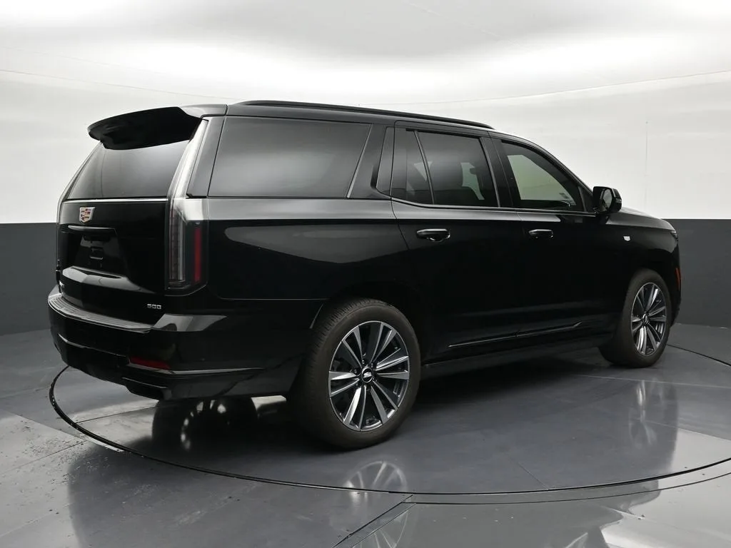 2026 Cadillac Escalade Sport photo 5