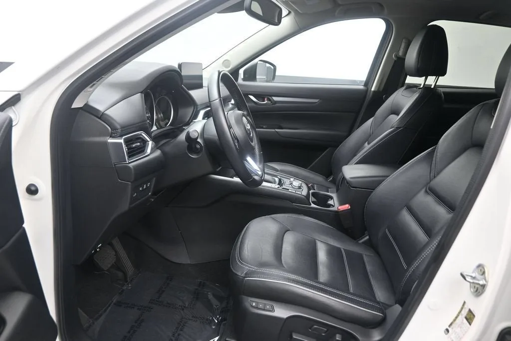 2024 Mazda CX-5 2.5 S Preferred photo 12