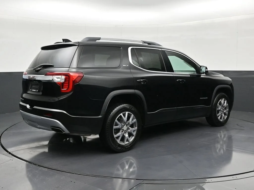 2022 GMC Acadia SLT photo 5