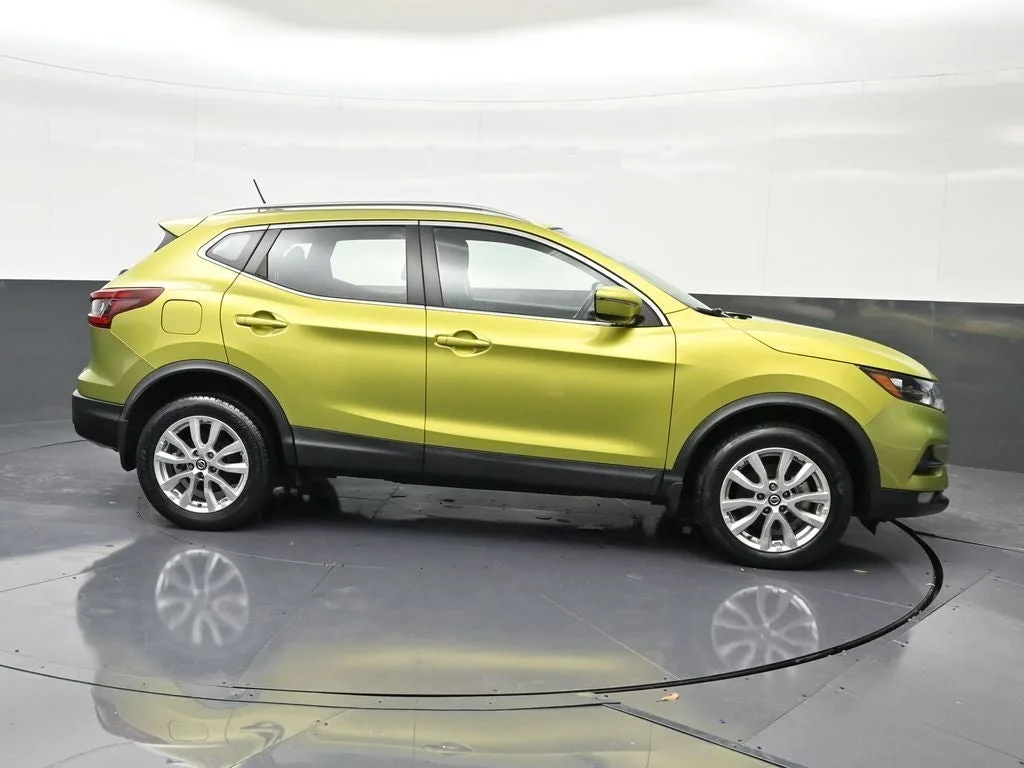 2021 Nissan Rogue Sport SV photo 6