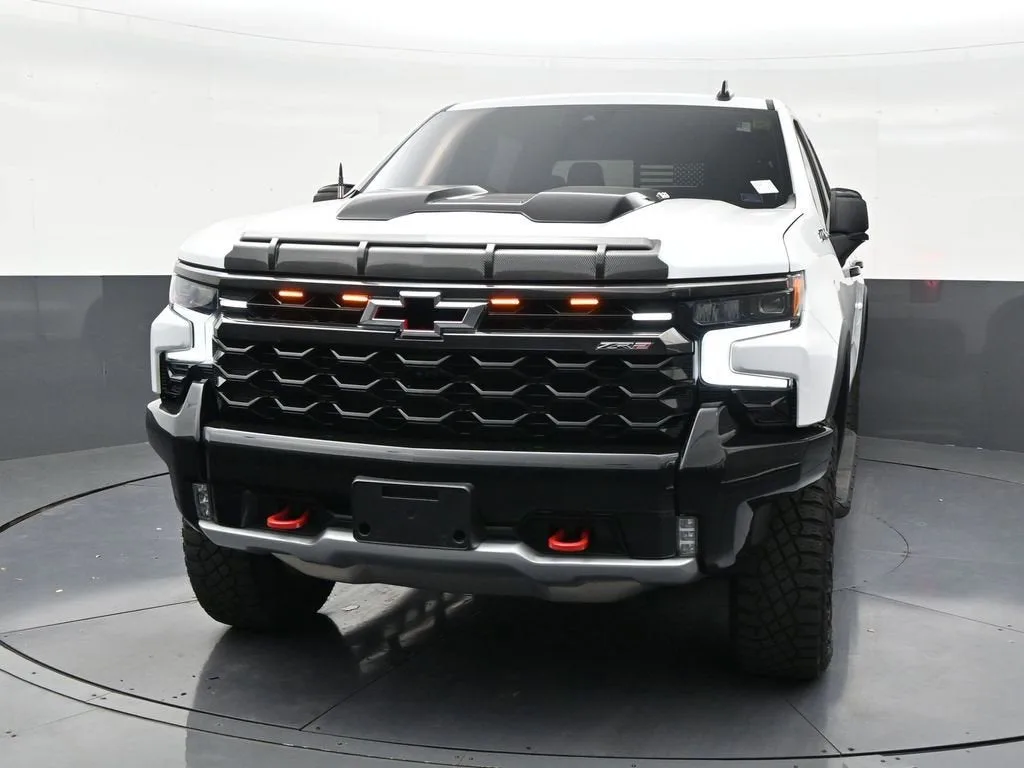2024 Chevrolet Silverado 1500 ZR2 photo 8