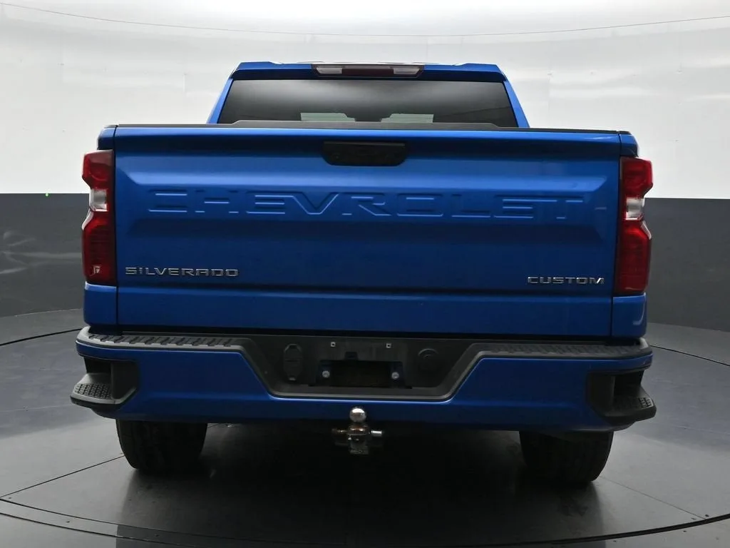 2022 Chevrolet Silverado 1500 Custom photo 4