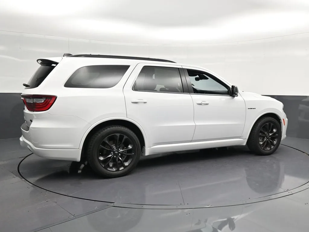 2024 Dodge Durango R/T Plus photo 3