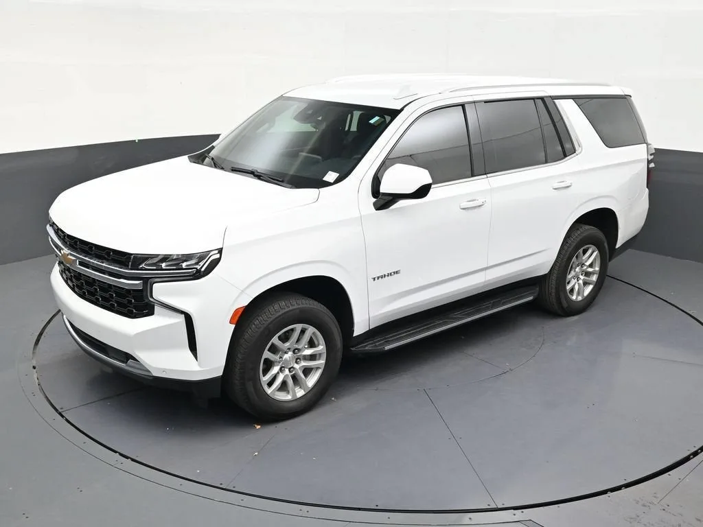 2024 Chevrolet Tahoe LS photo 11