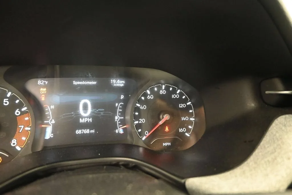 2024 Jeep Compass Latitude 4x4 photo 12